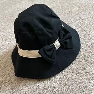 NWT Spigs Hat - Bucket OS